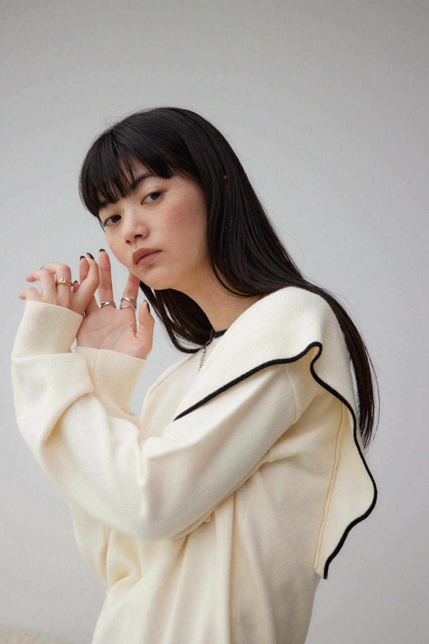 ショルダーデザインフリルニット IVOY FREE