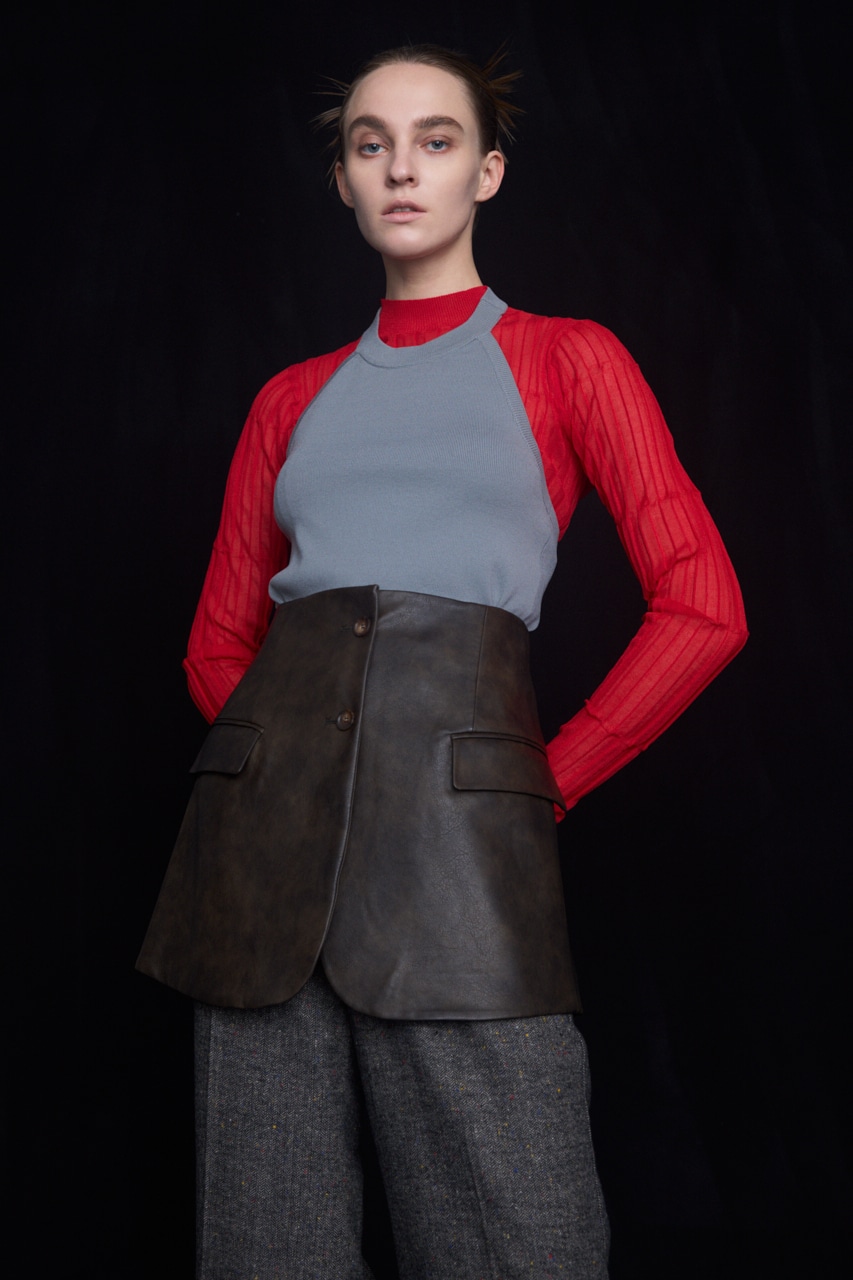 【PLUS】ホルターネックレイヤードセットニット RED FREE