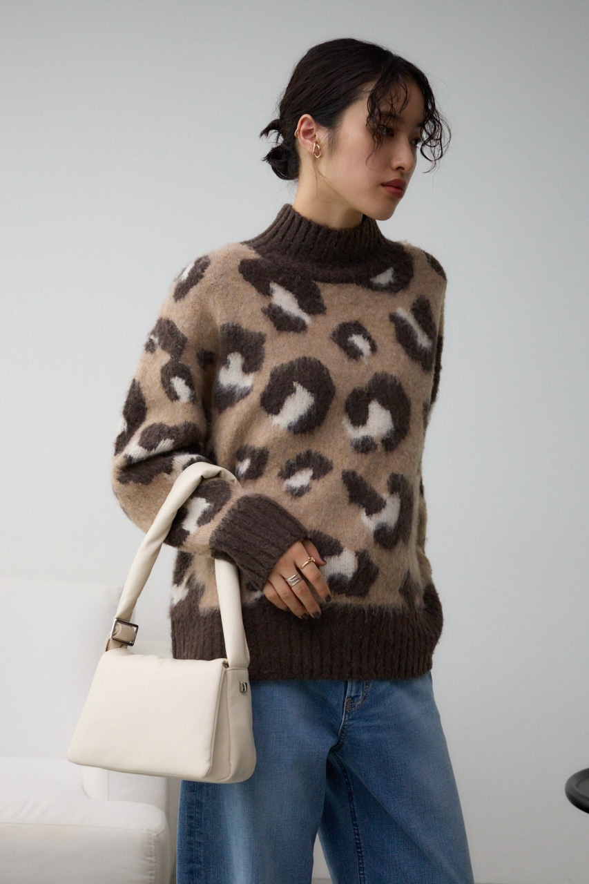 パデットショルダーバッグ IVOY FREE