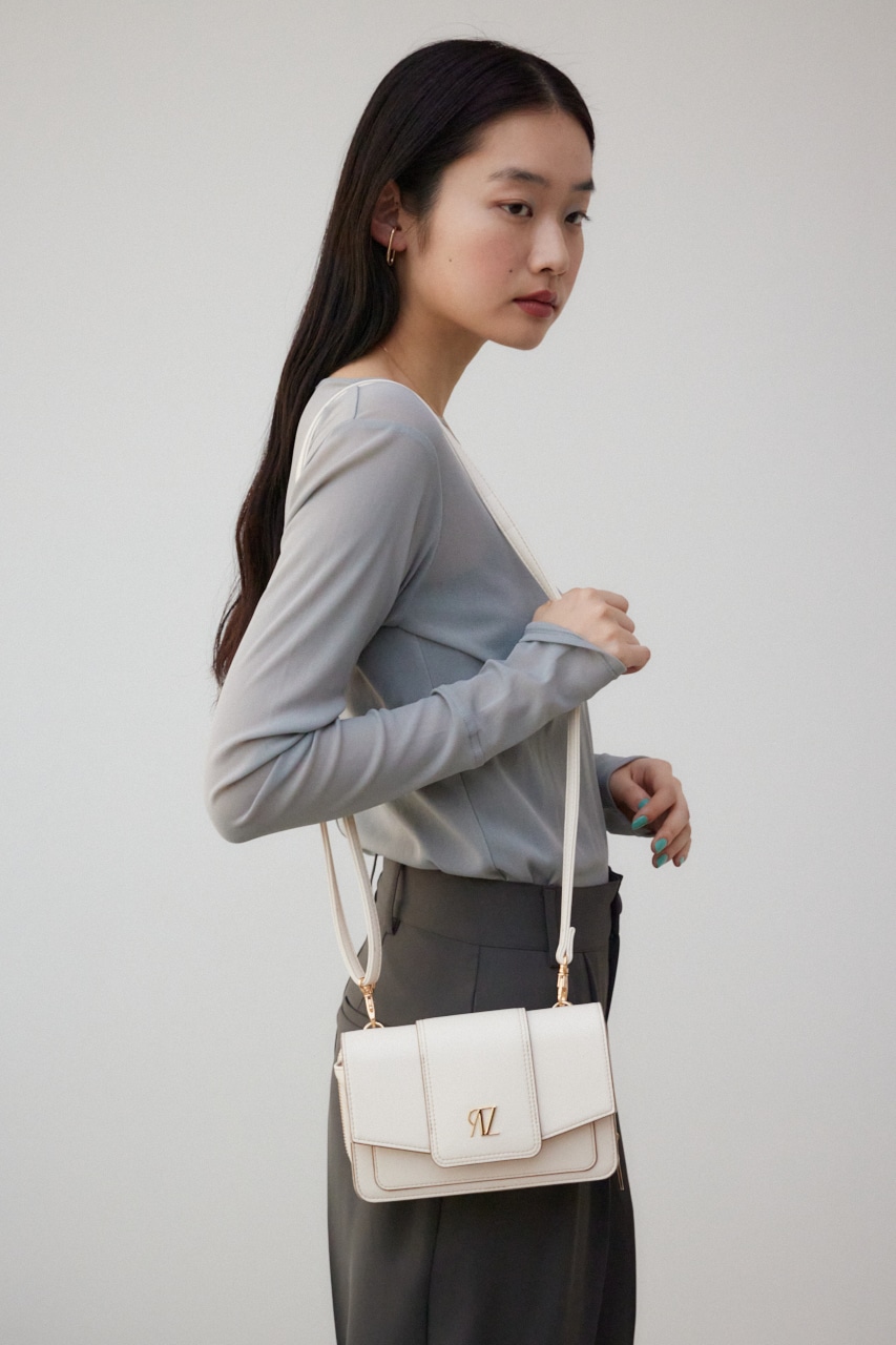 AZモチーフウォレットバッグ IVOY FREE