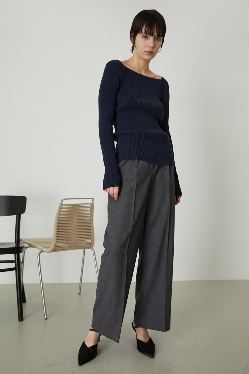 Noble slim knit tops