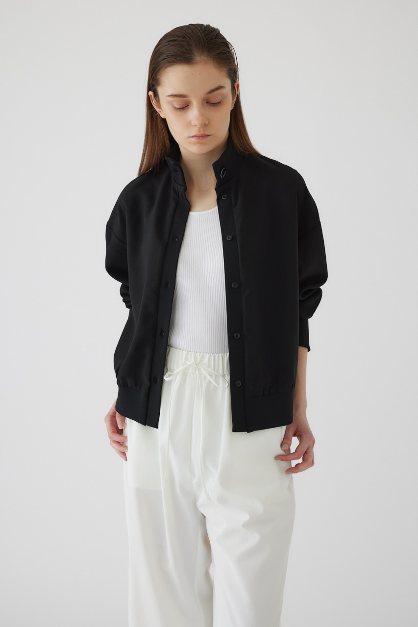 Similar color light blouson BLK FREE