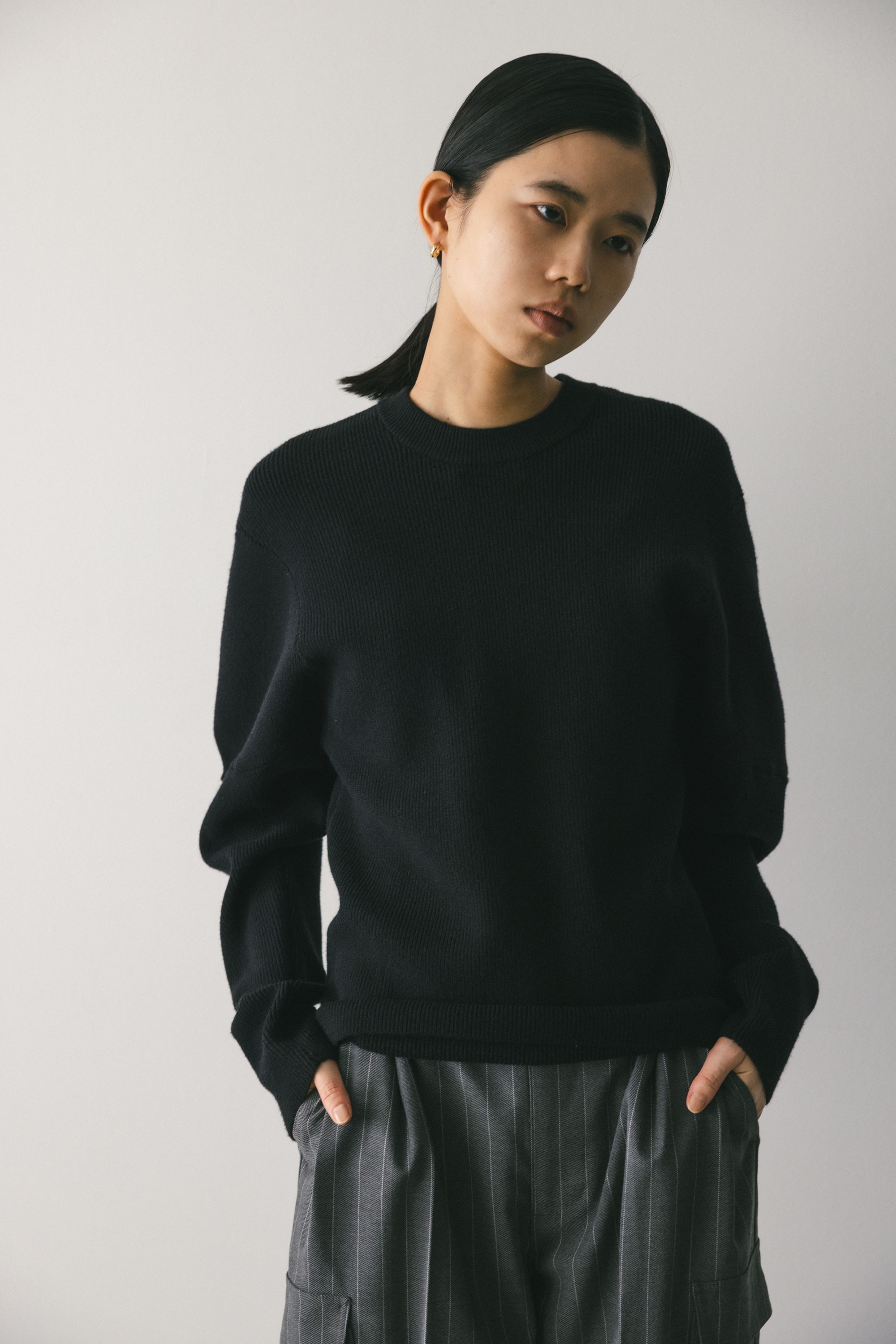 CLANE】BACK FRILL 涼しかっ TURTLENECK KINT TOPS