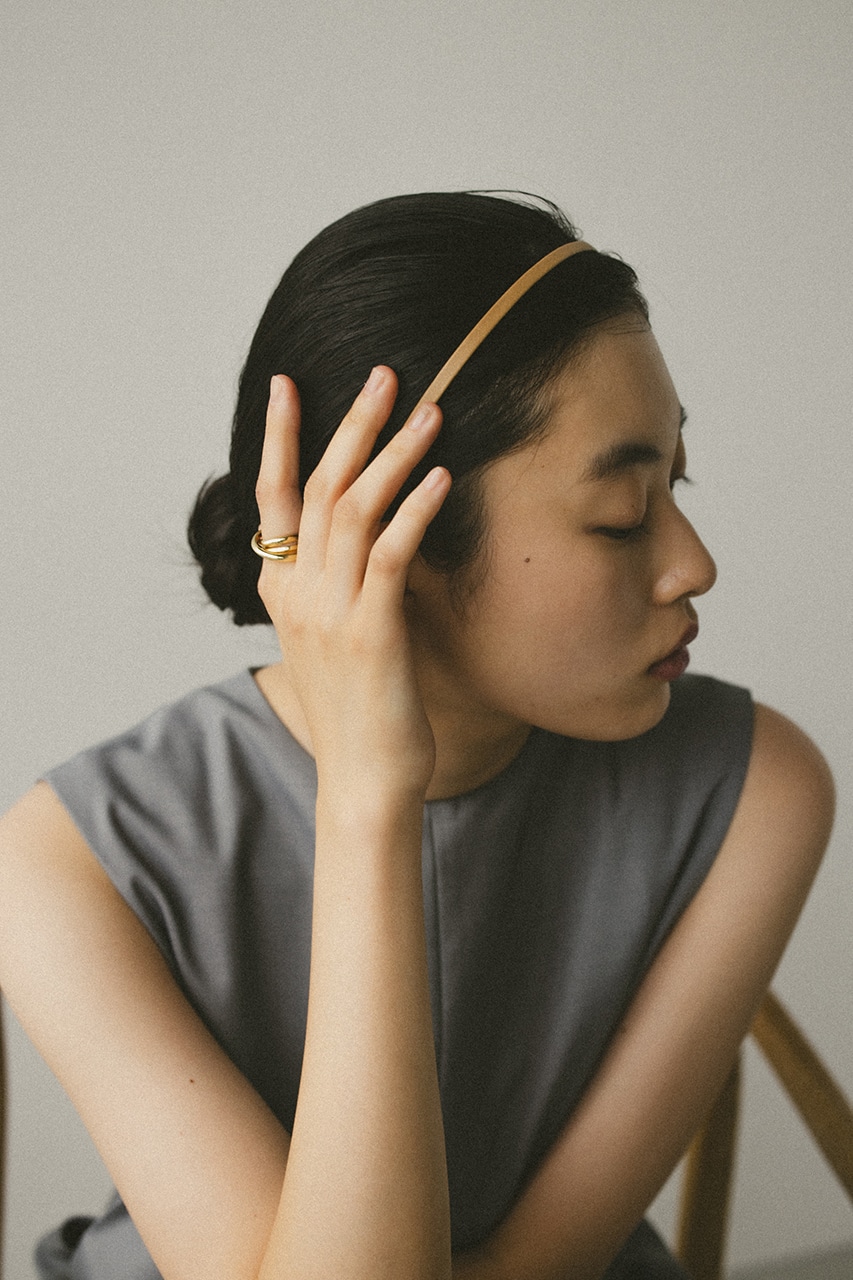 ミニマルフェイクレザーカチューシャ CAM FREE