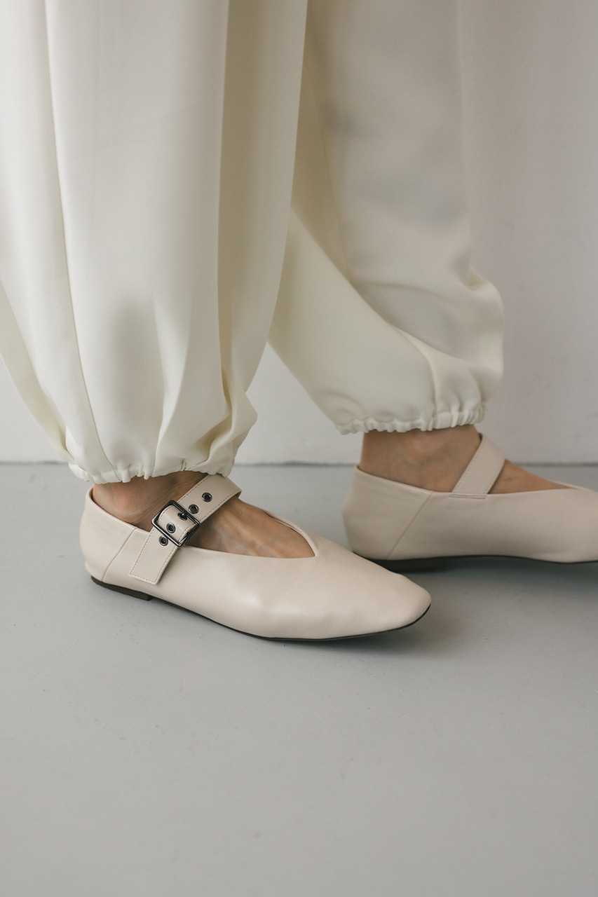 Vカッティングメリージェーン IVOY L