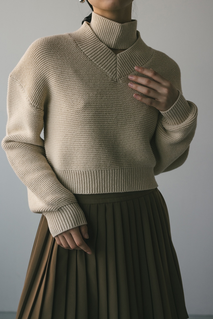 チョーカーネックVニット IVOY FREE