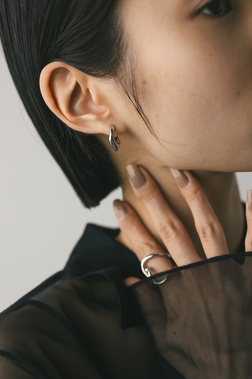 ダイヤラインピアス SLV FREE