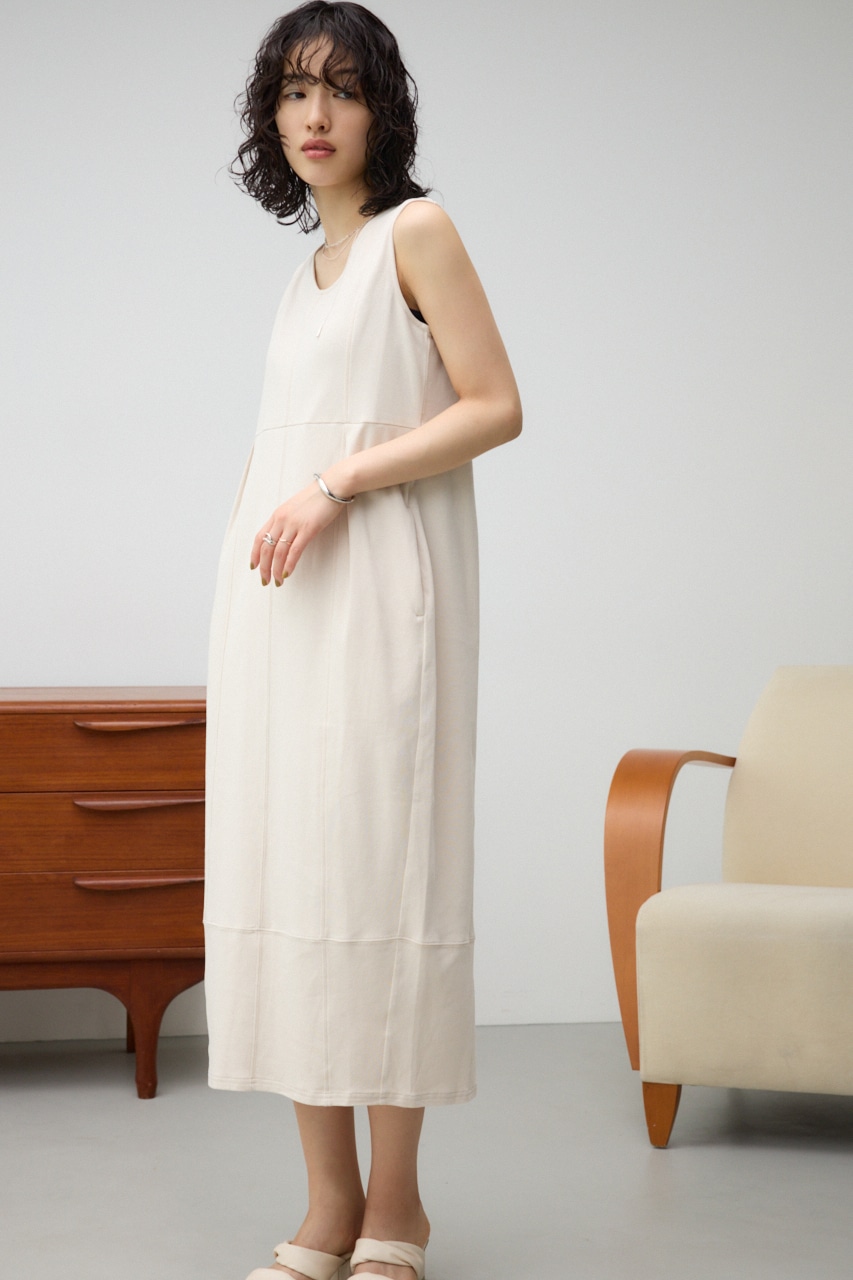 ステッチデザインコクーンカットワンピース IVOY S