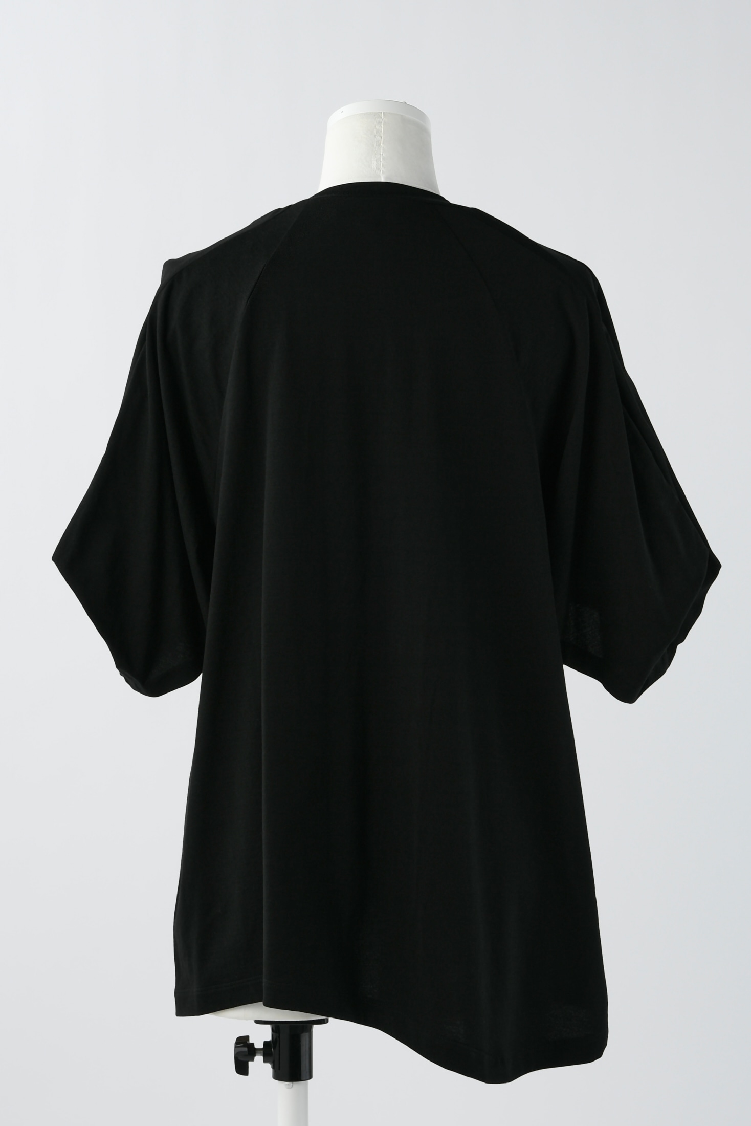 FLOWER-SLEEVE PULLOVER