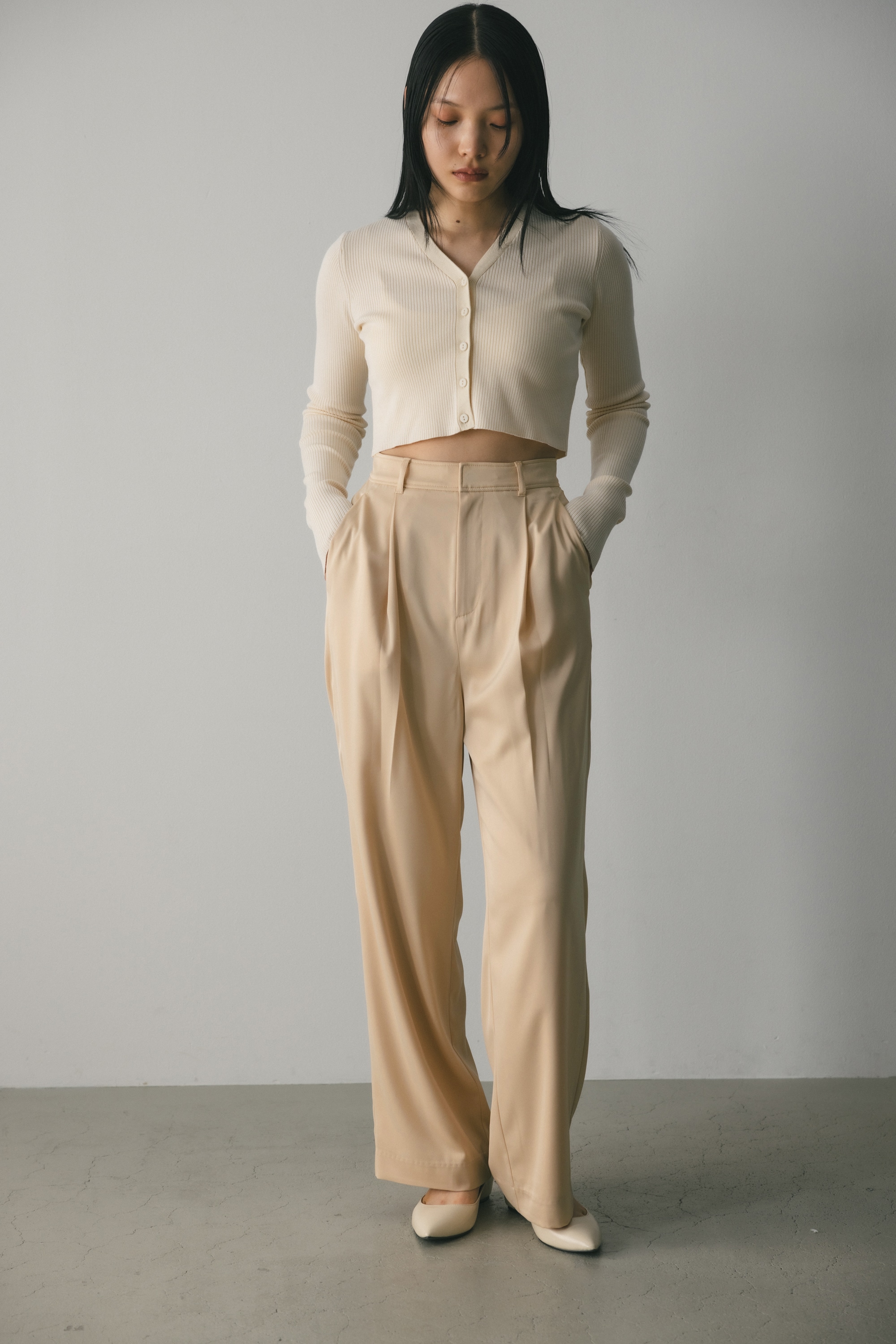 マットサテンタックパンツ IVOY XS