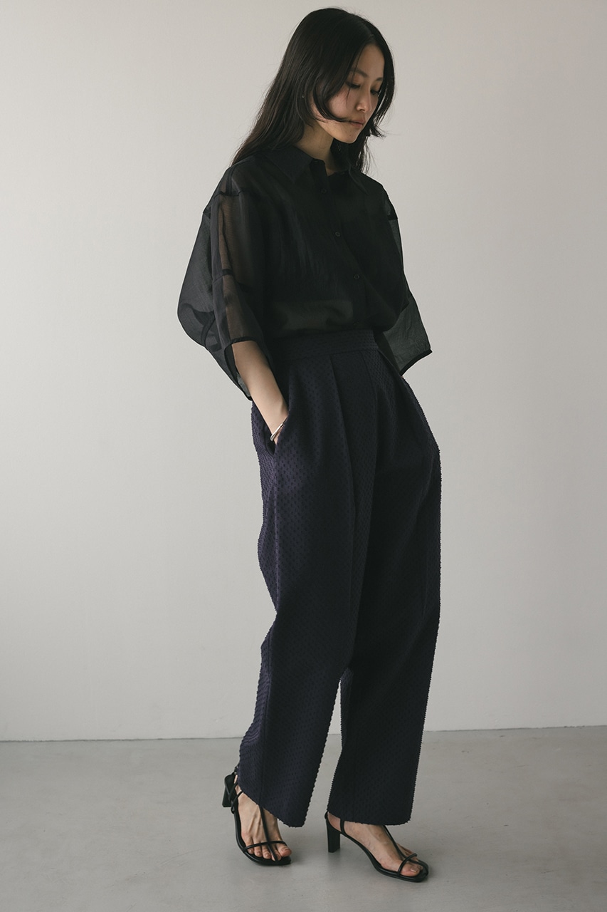 アウトドットフォルムパンツ NVY M