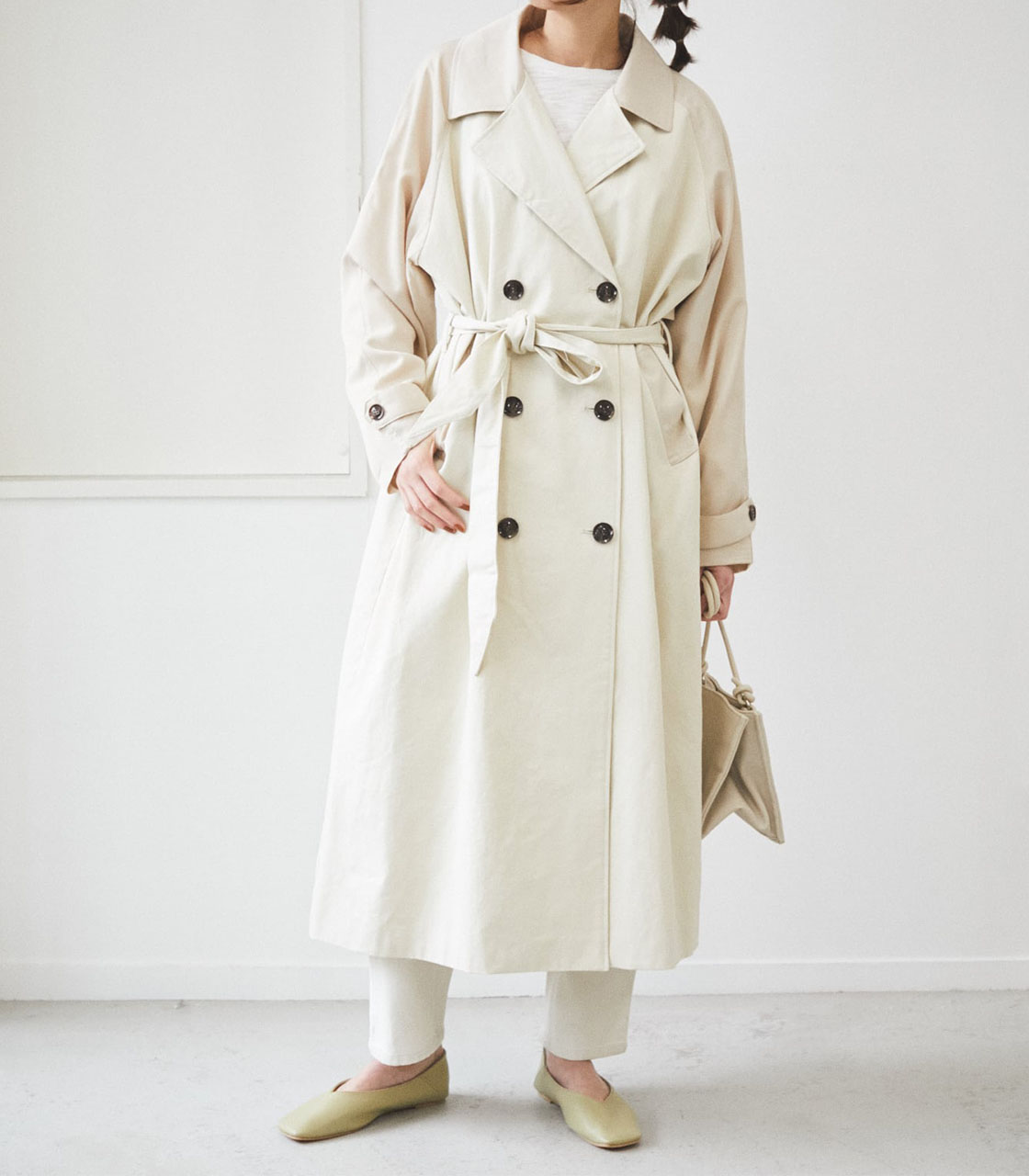 ツイルオーバーサイズバイカラートレンチコート Free O Wht コートバロックジャパンリミテッド 公式通販サイト Shel Tter Web Store シェルターウェブストア