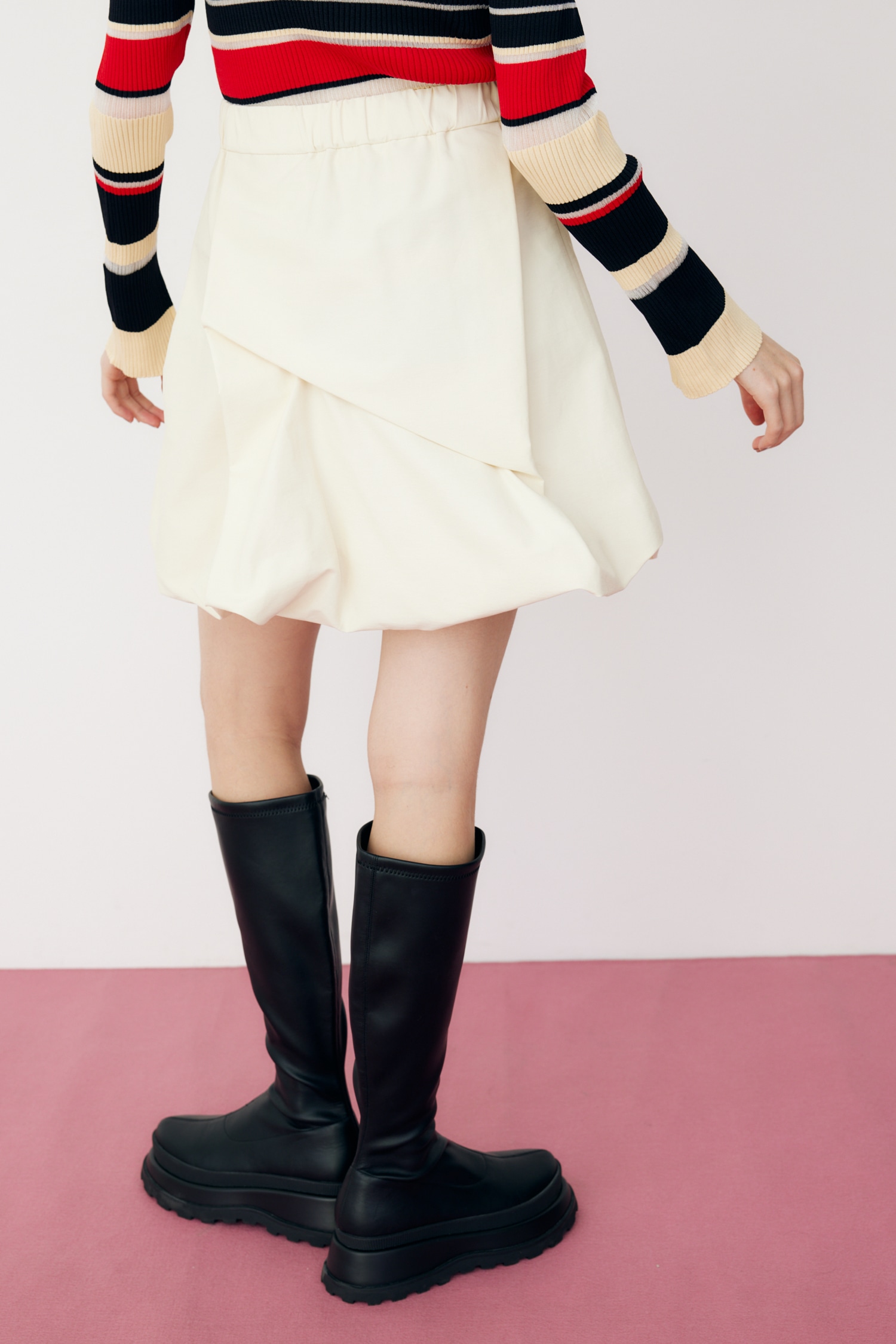 Random gather skirt O/WHT FREE