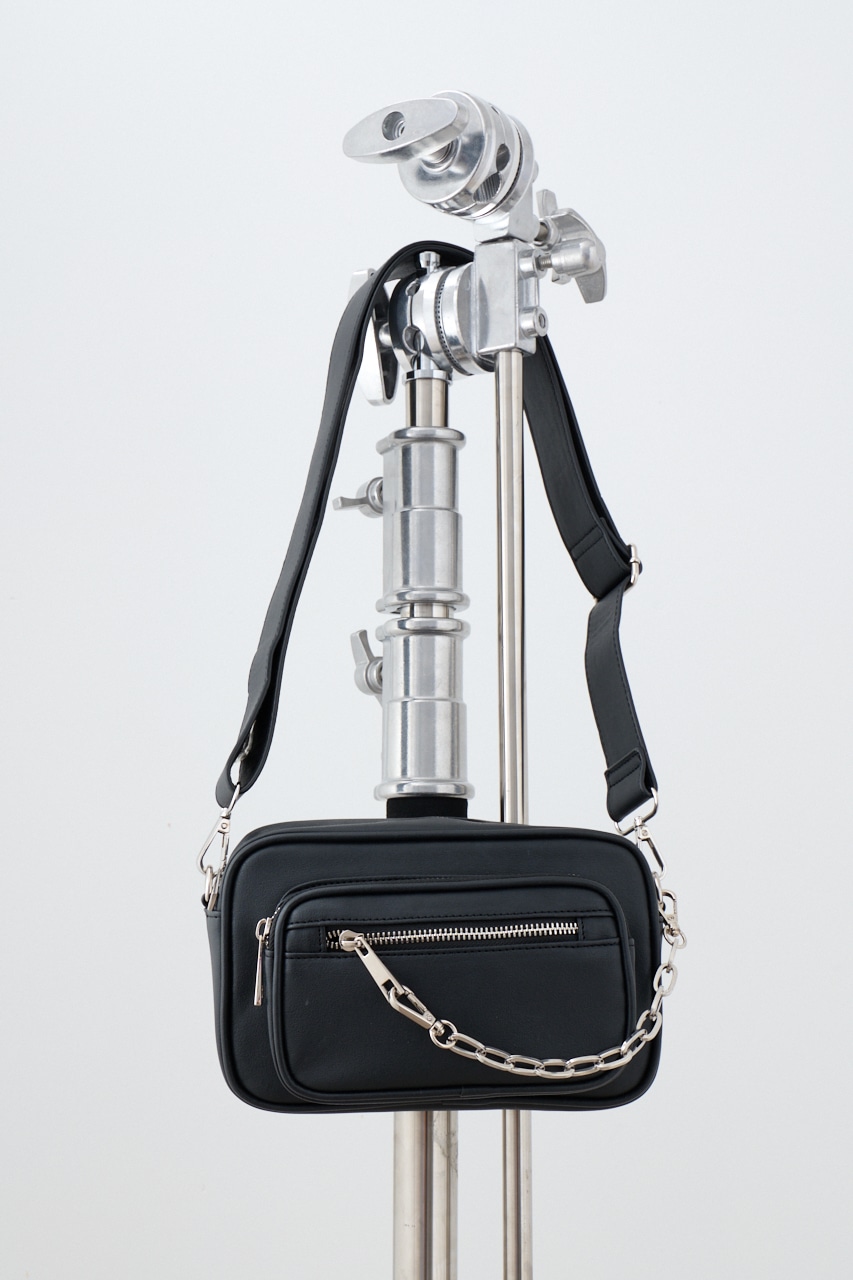 アウトポケットスクエアショルダーバッグ BLK FREE