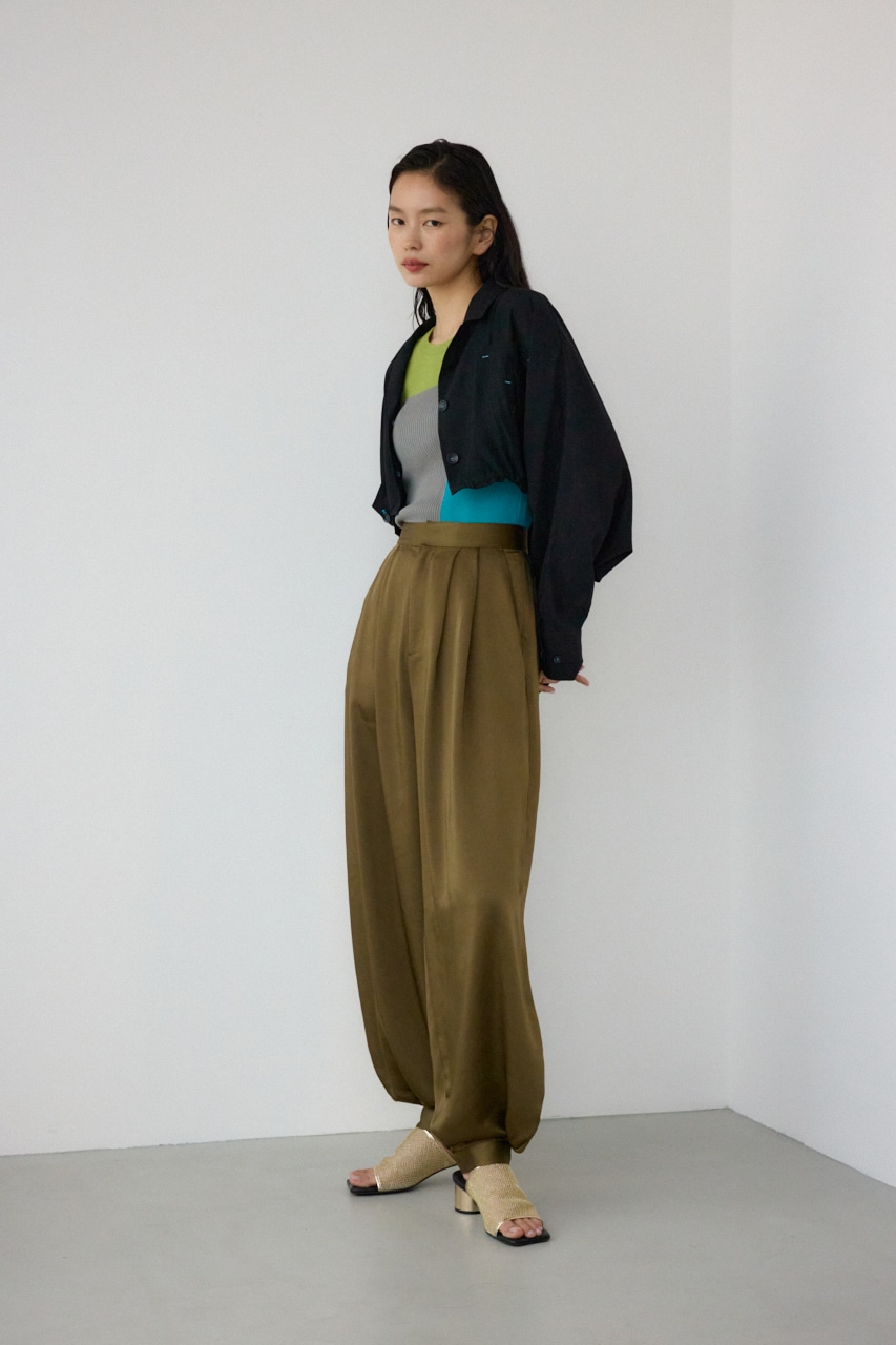 【PLUS】ショートギャザーシアーシャツ BLK FREE