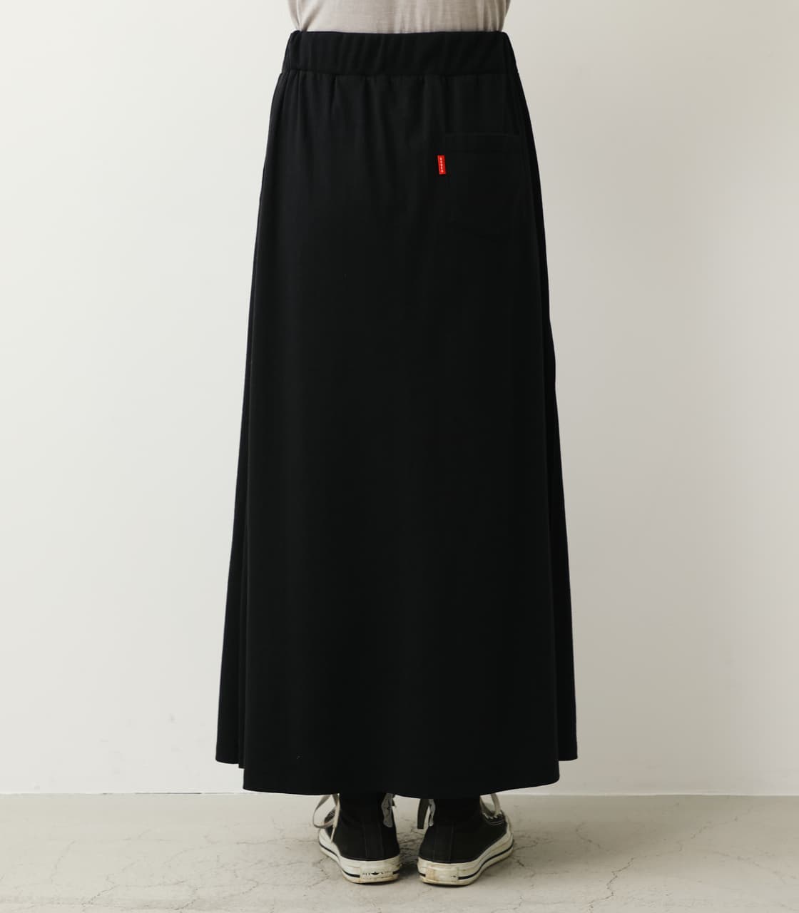新品ブラック ROGOサイドスリットスカート