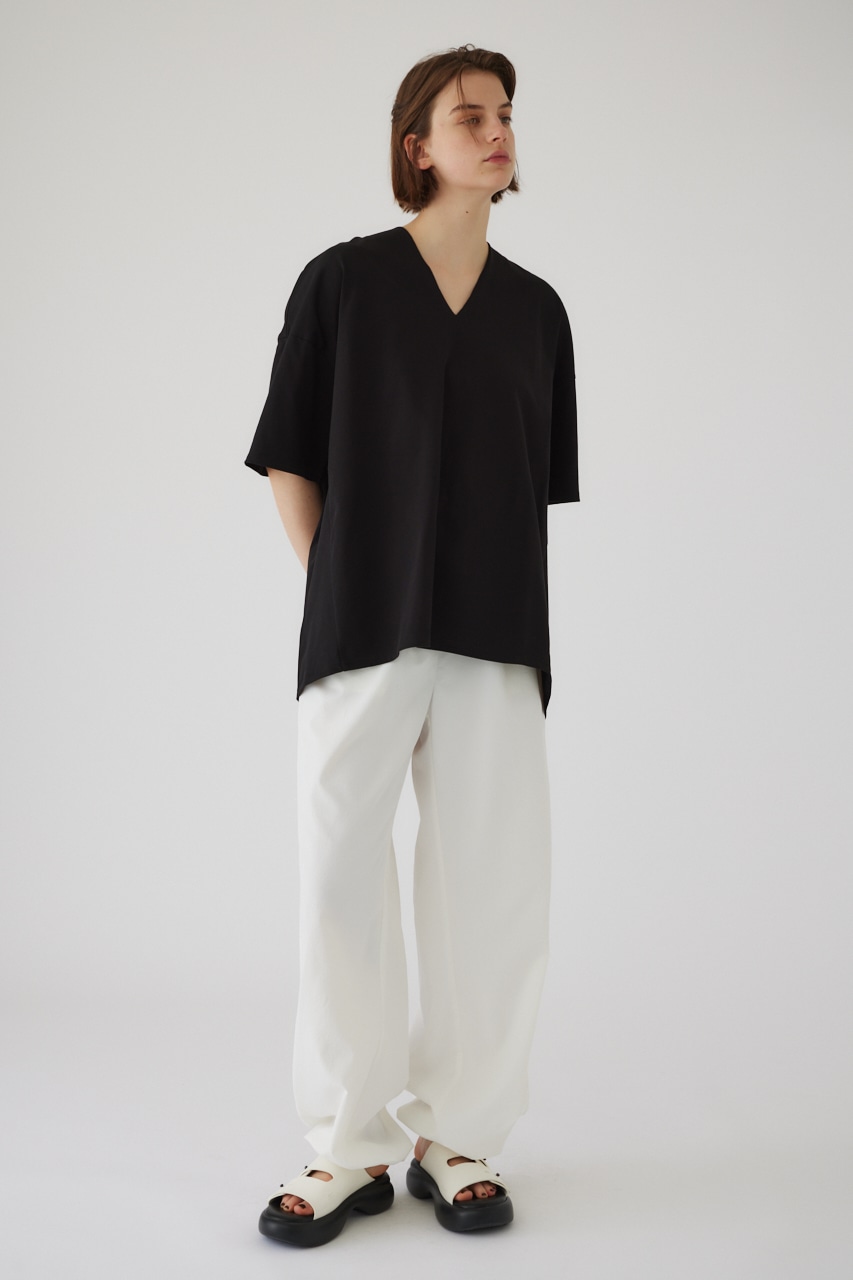 Oversized round T/SH BLK FREE