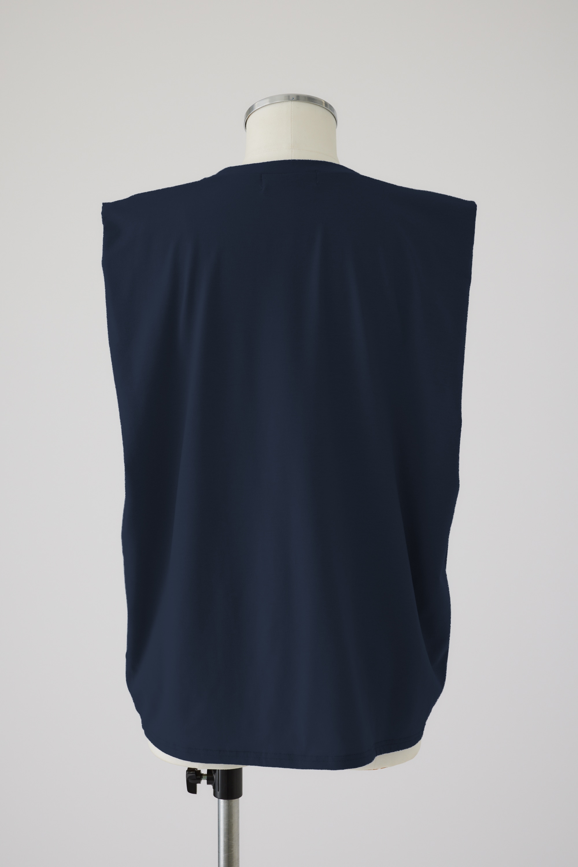 Smooth texture square tops NVY FREE