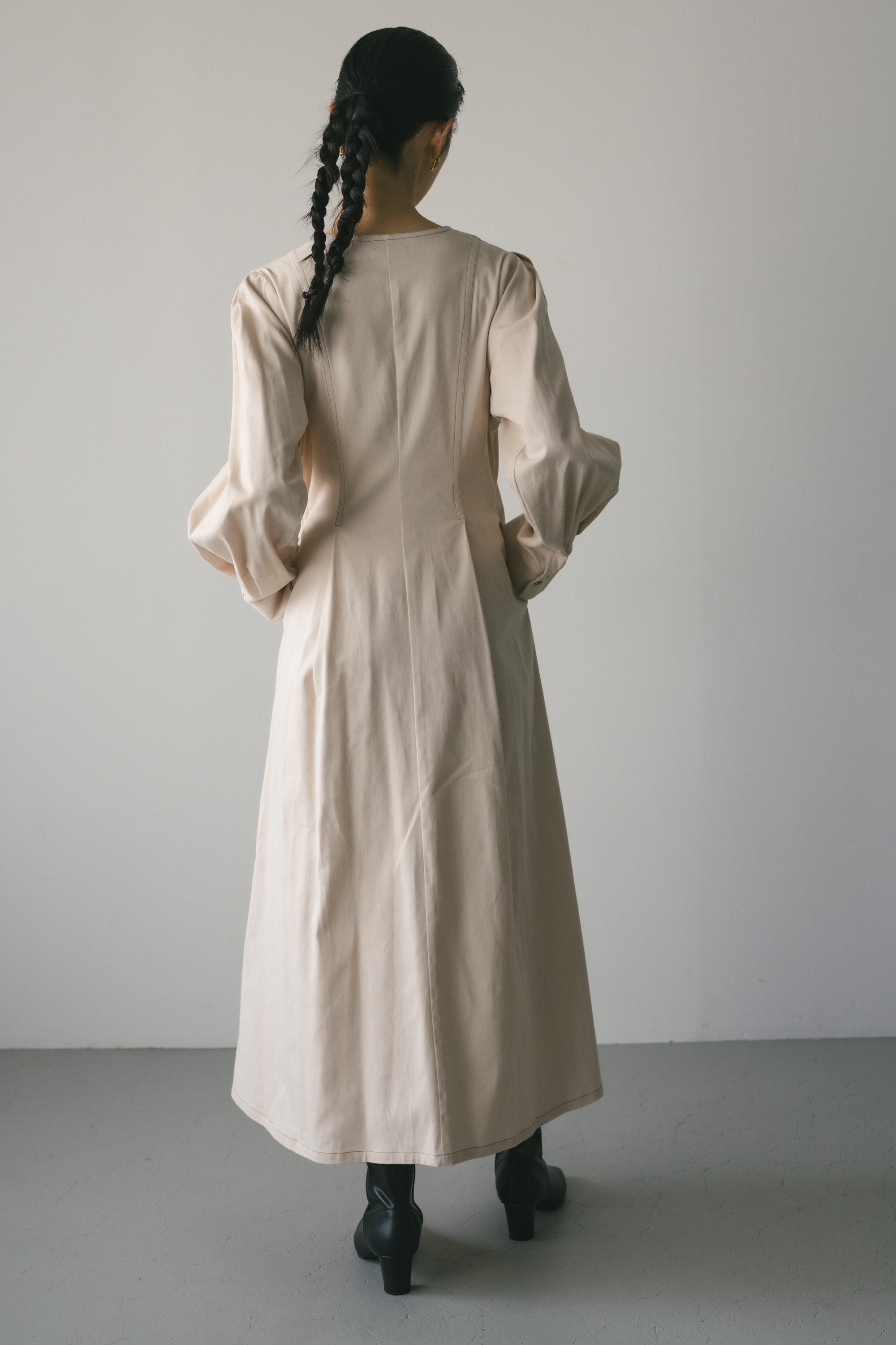 ウエストシェイプステッチワンピース IVOY S