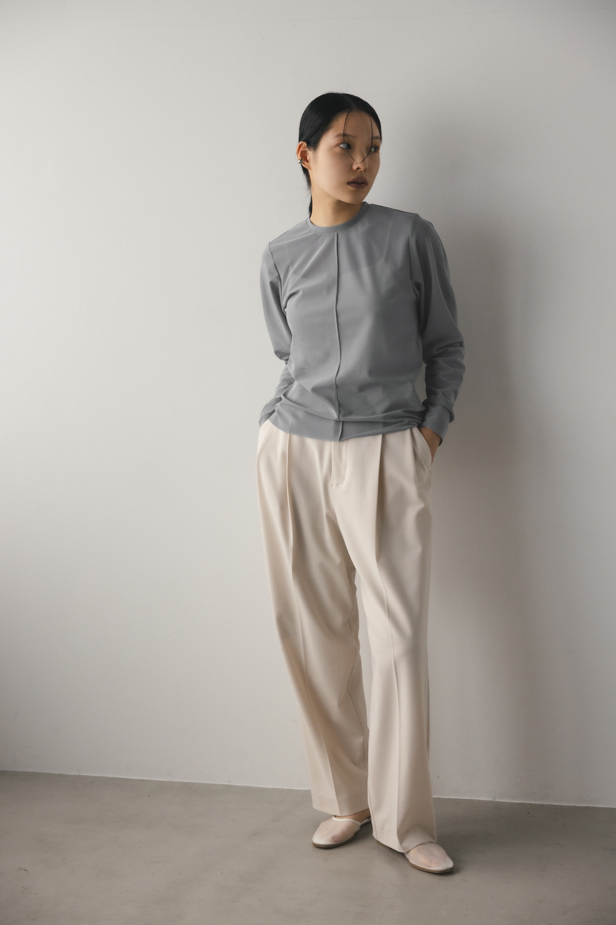 こめこめ 肩ギャザーフリル付きノースリーブコットンブラウス