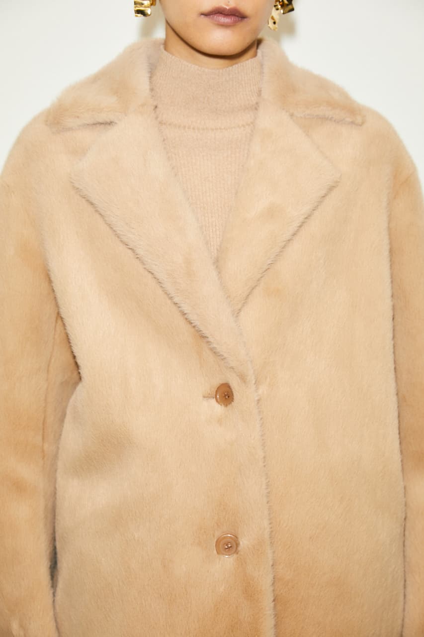 Throw Faux Fur Over Tailor コート 0 Beg コートバロックジャパンリミテッド 公式通販サイト Shel Tter Web Store シェルターウェブストア
