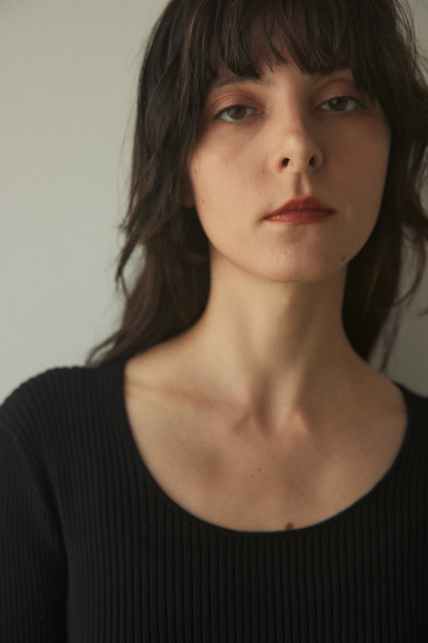 washable round neck tops BLK FREE