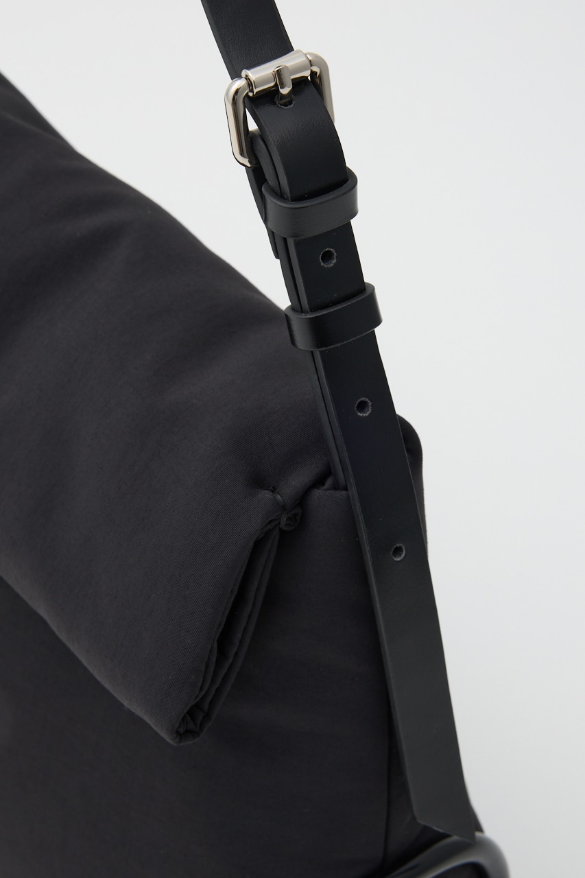 【ADD CULUMN】ROLLA M FABRIC バッグ BLK FREE