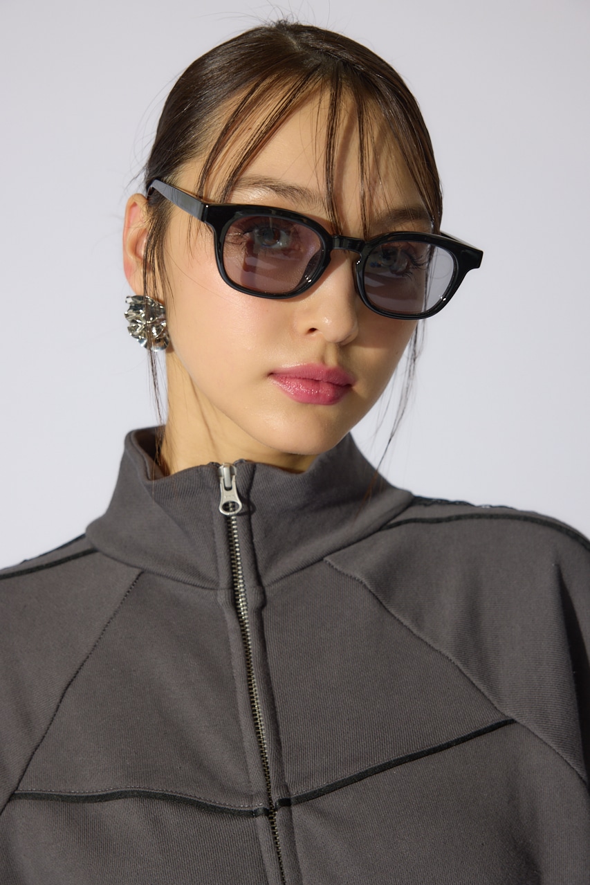 シャープキャットアイウェア BLK FREE