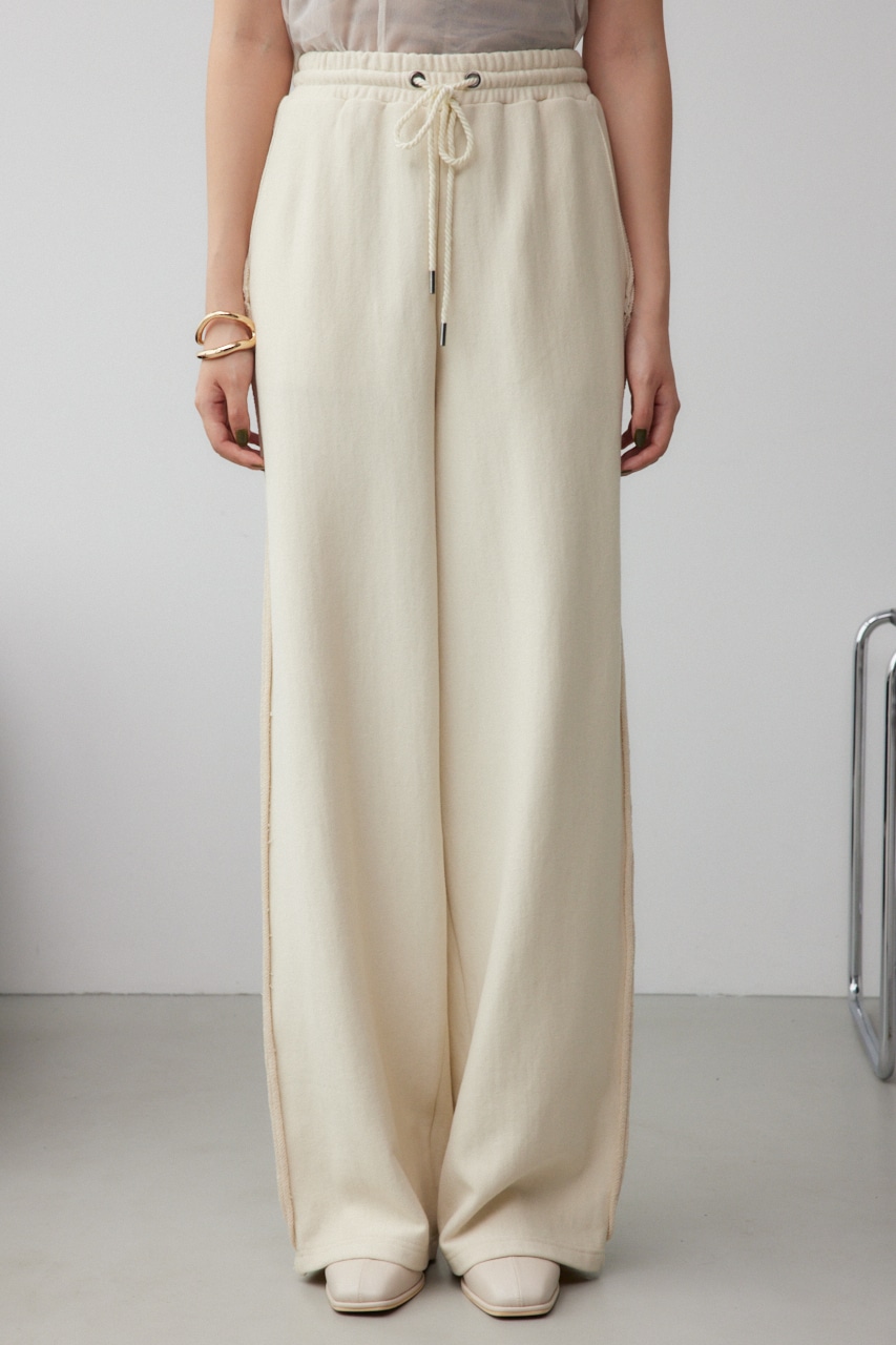 ウラケワイドパンツ IVOY FREE