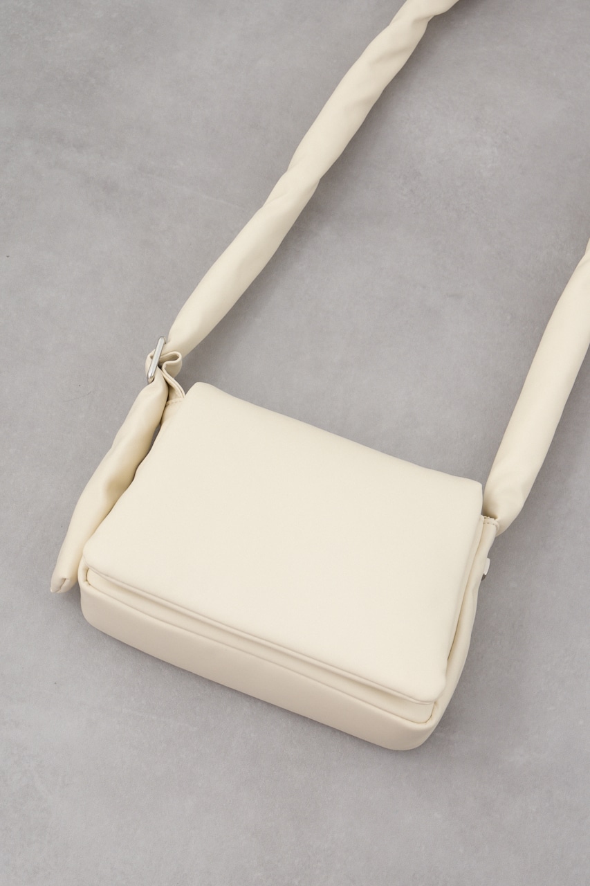 パデットショルダーバッグ IVOY FREE