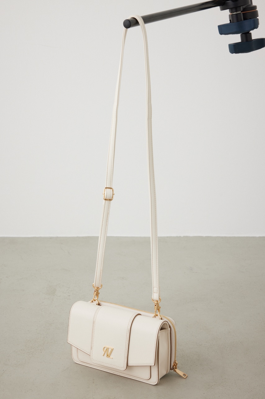 AZモチーフウォレットバッグ IVOY FREE