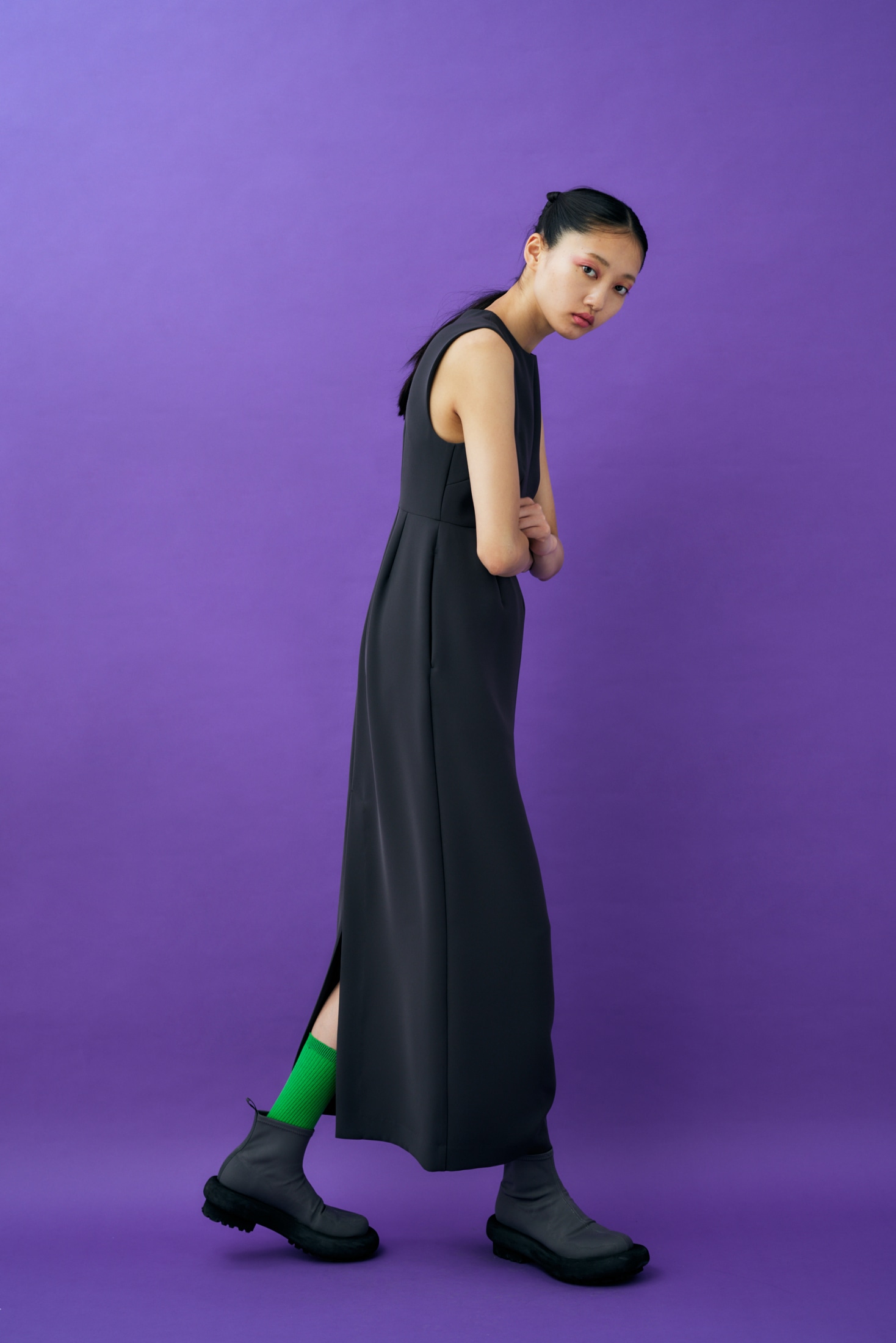 MINIMAL SLEEVELESS DRESS　ブラック36