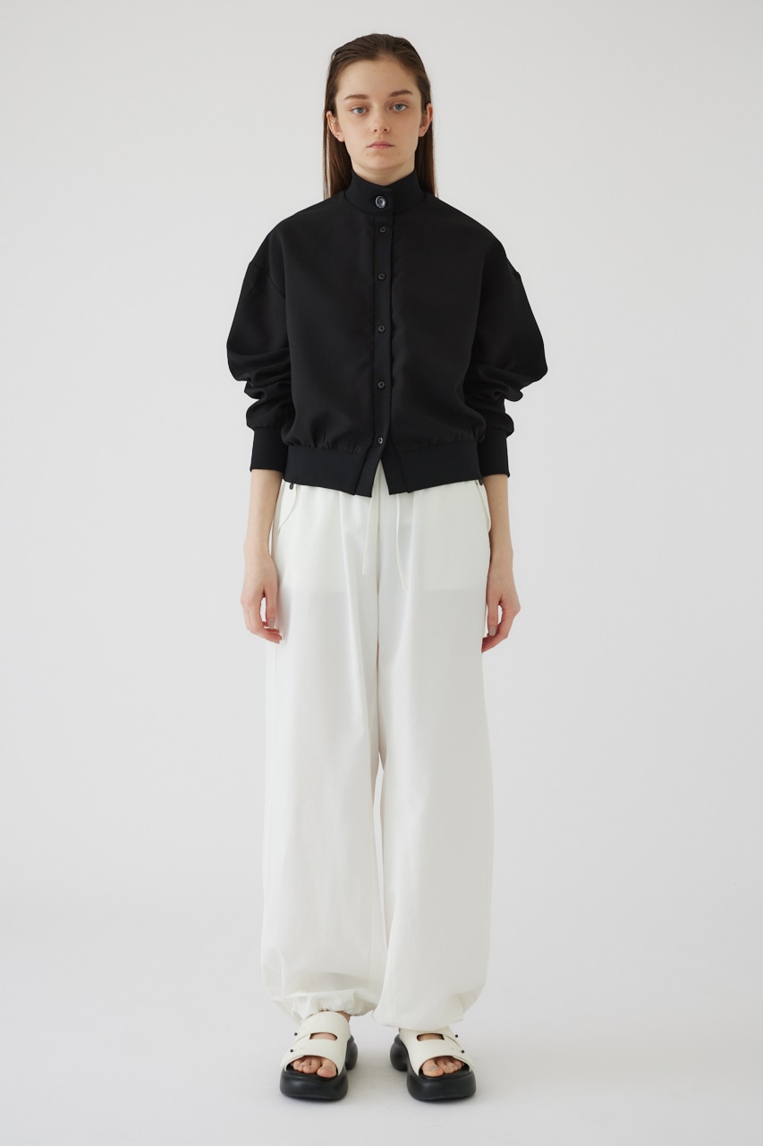 Similar color light blouson BLK FREE