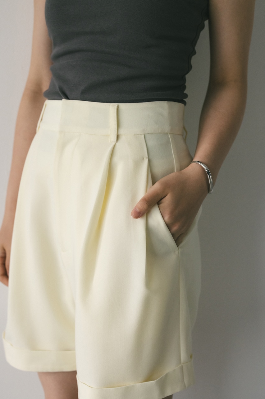 セットアップフレアショートパンツ IVOY M