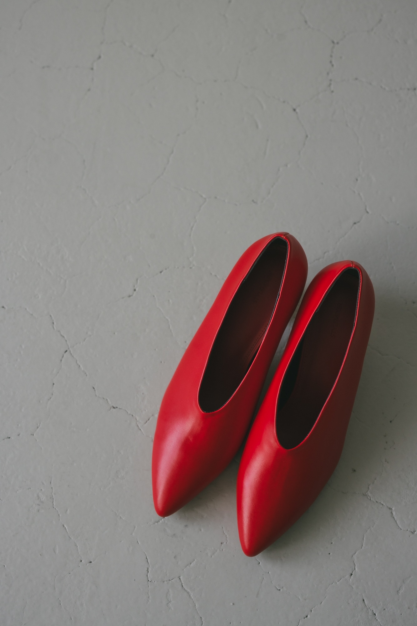ポインテッドトゥパンプス RED S