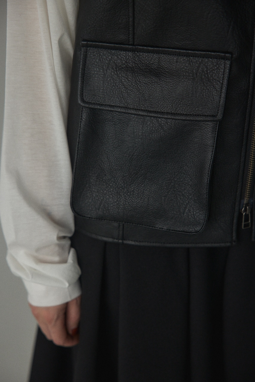 fake leather round neck vest BLK FREE