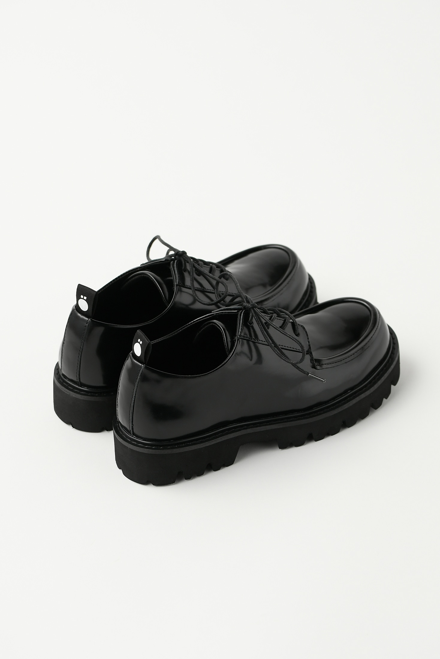 EIGHT-HOLES LACE-UP SHOES