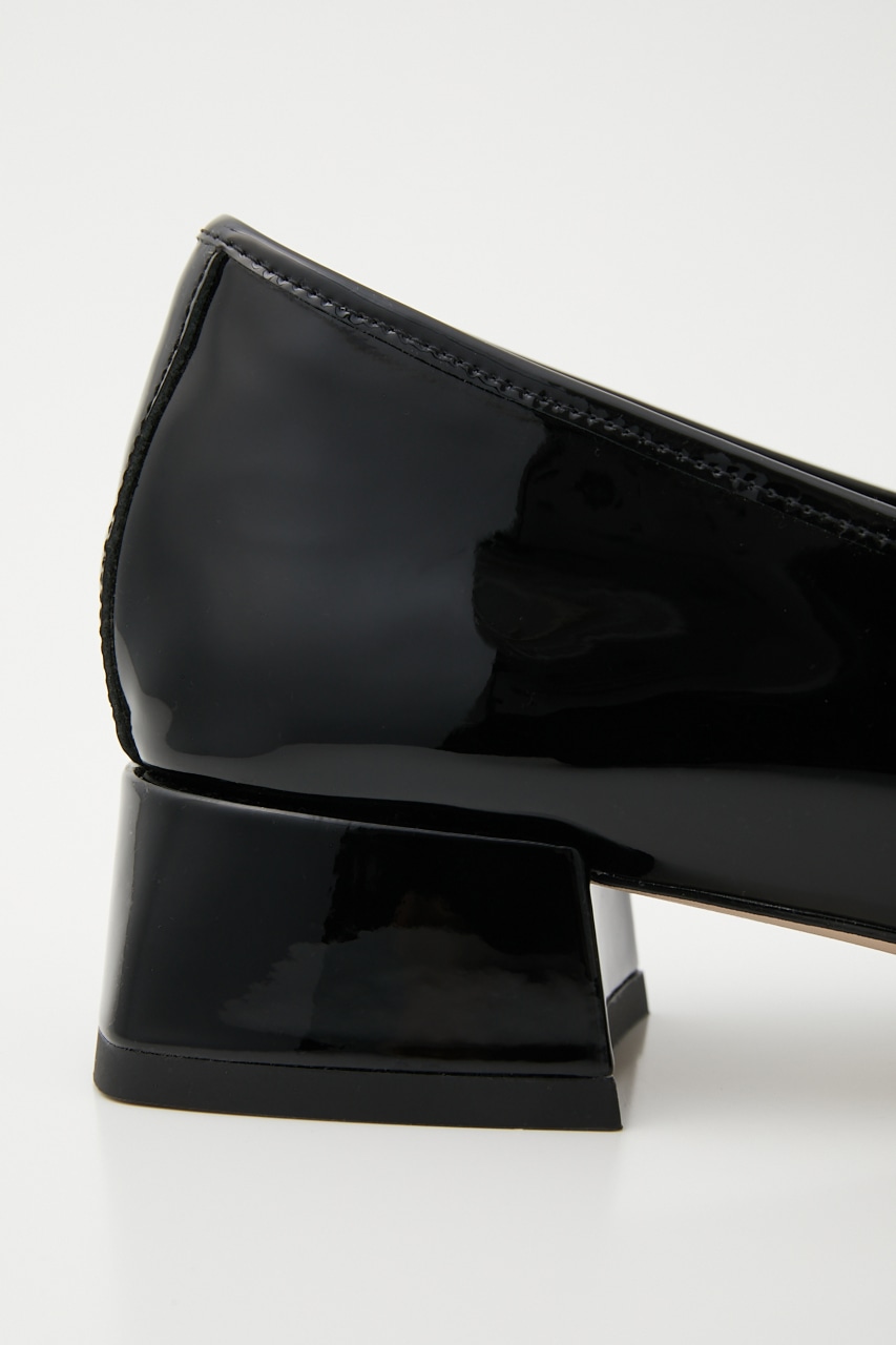 テレサトライアングルローファー L/BLK 22.5cm