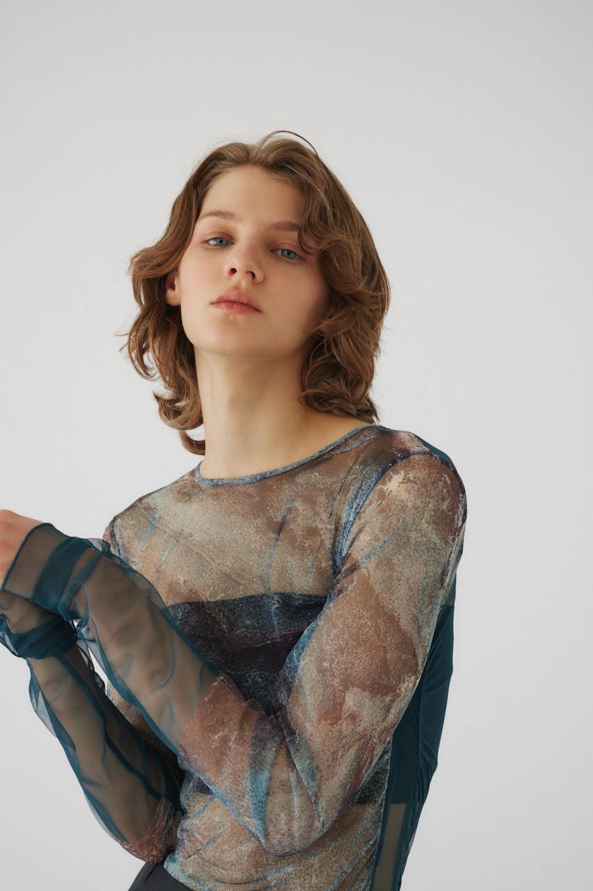 Photograph printed tops L/BLU FREE