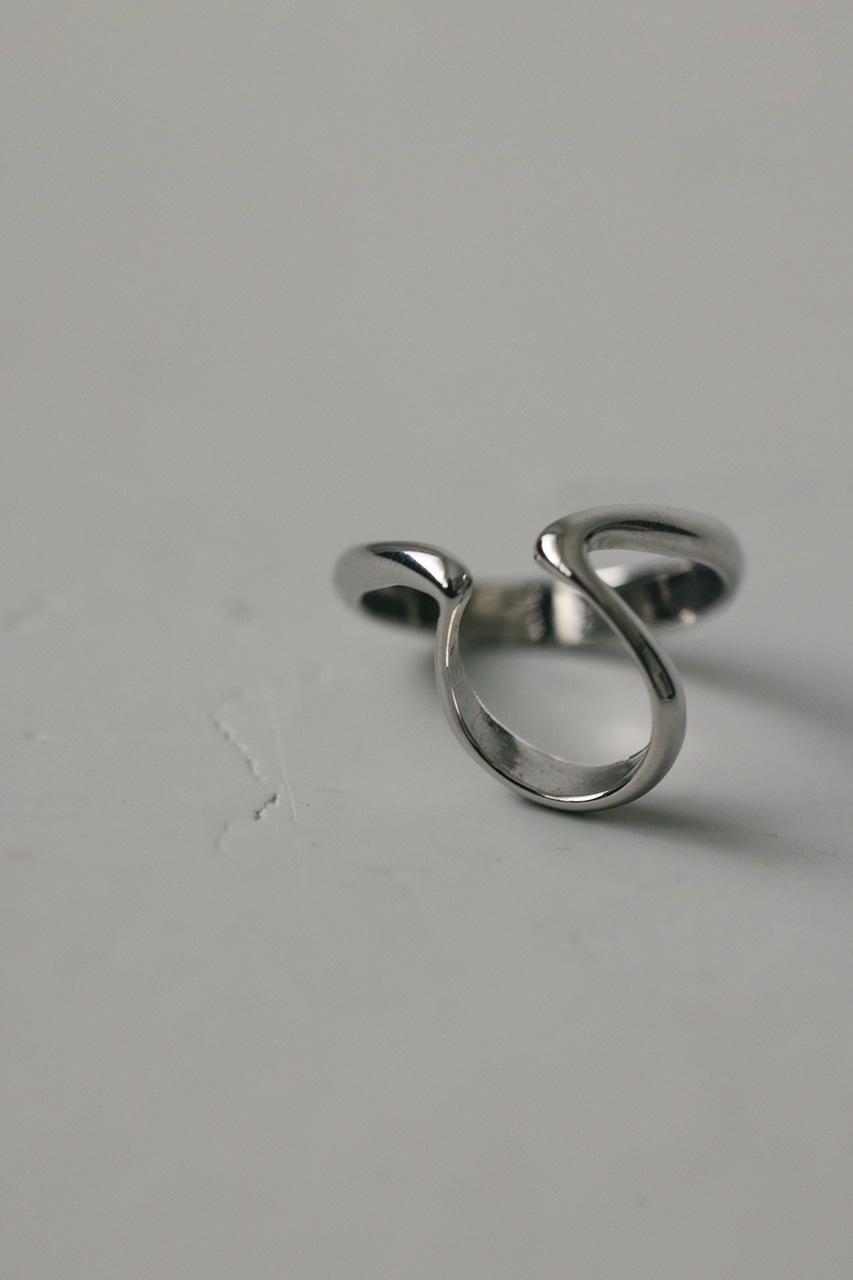 アシンメトリーイヤーカフ SLV FREE