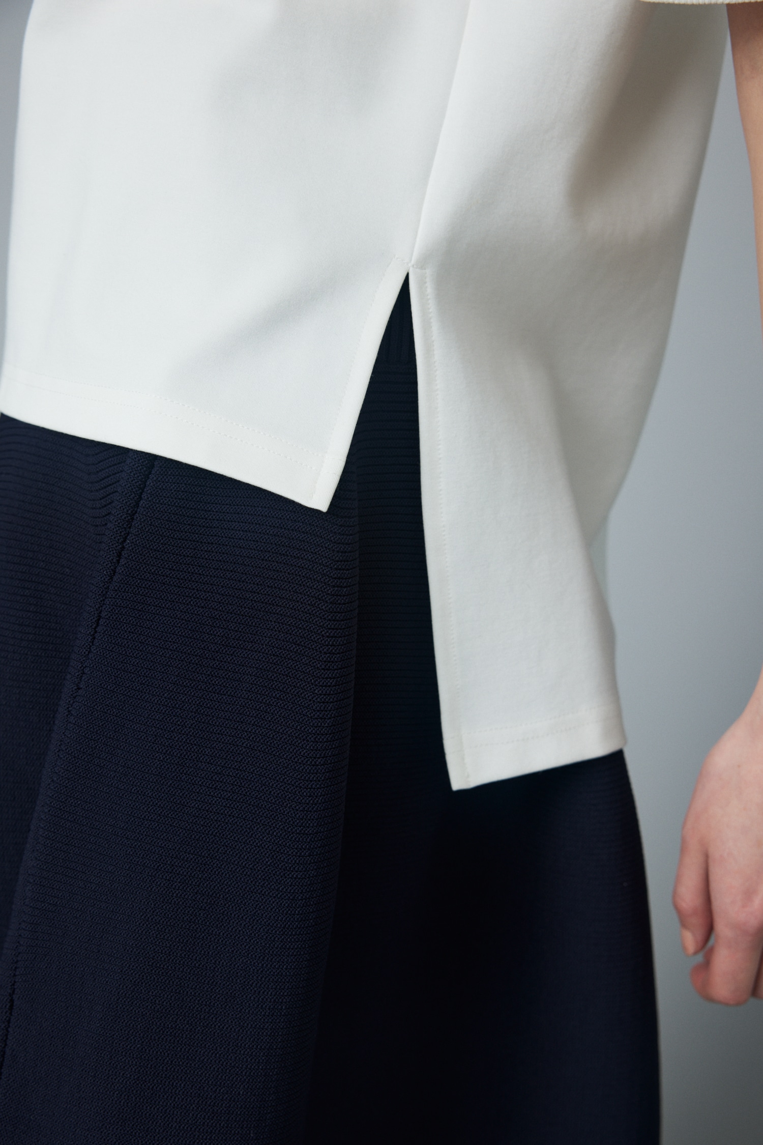 Switching sleeve tee WHT FREE