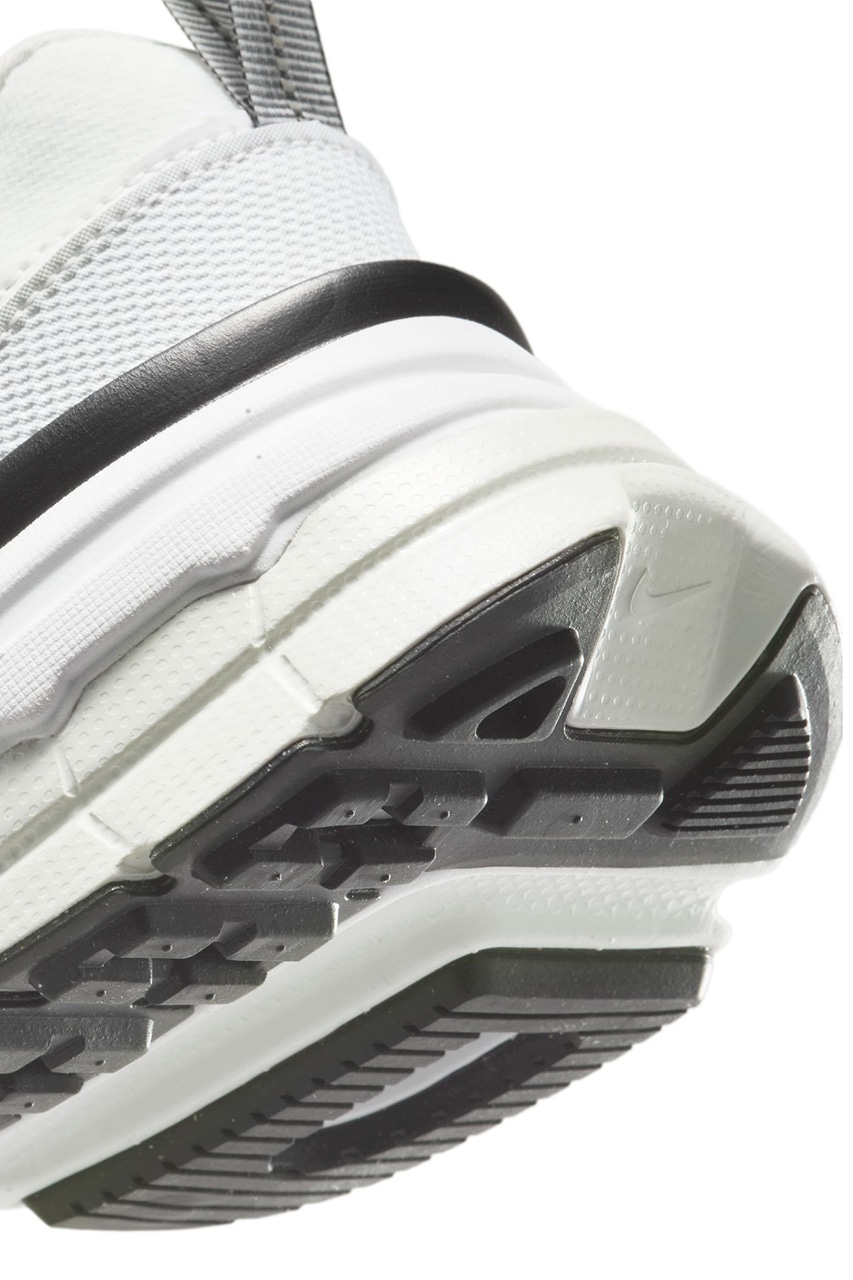 【NIKE】W V2K ラン WHT 24.0cm