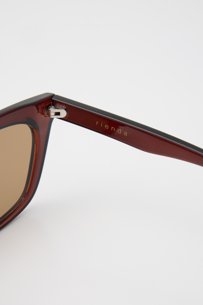 シャープキャットアイウェア BRN FREE