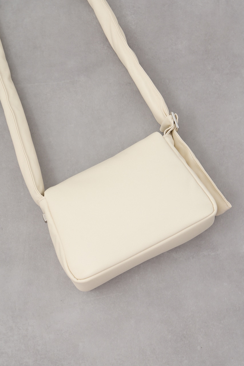 パデットショルダーバッグ IVOY FREE