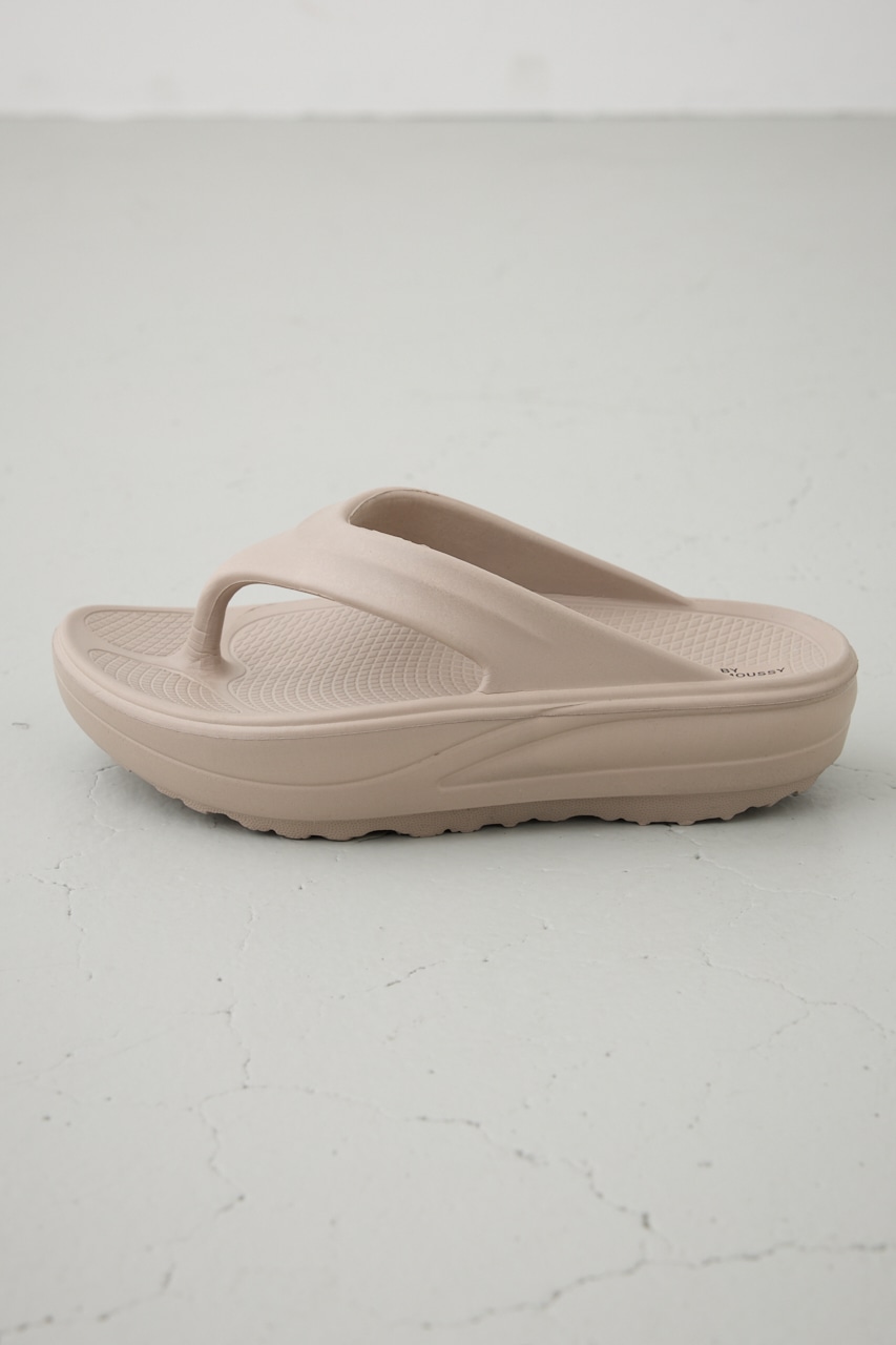 ラクフィールプラットフォームトングサンダル BEG M