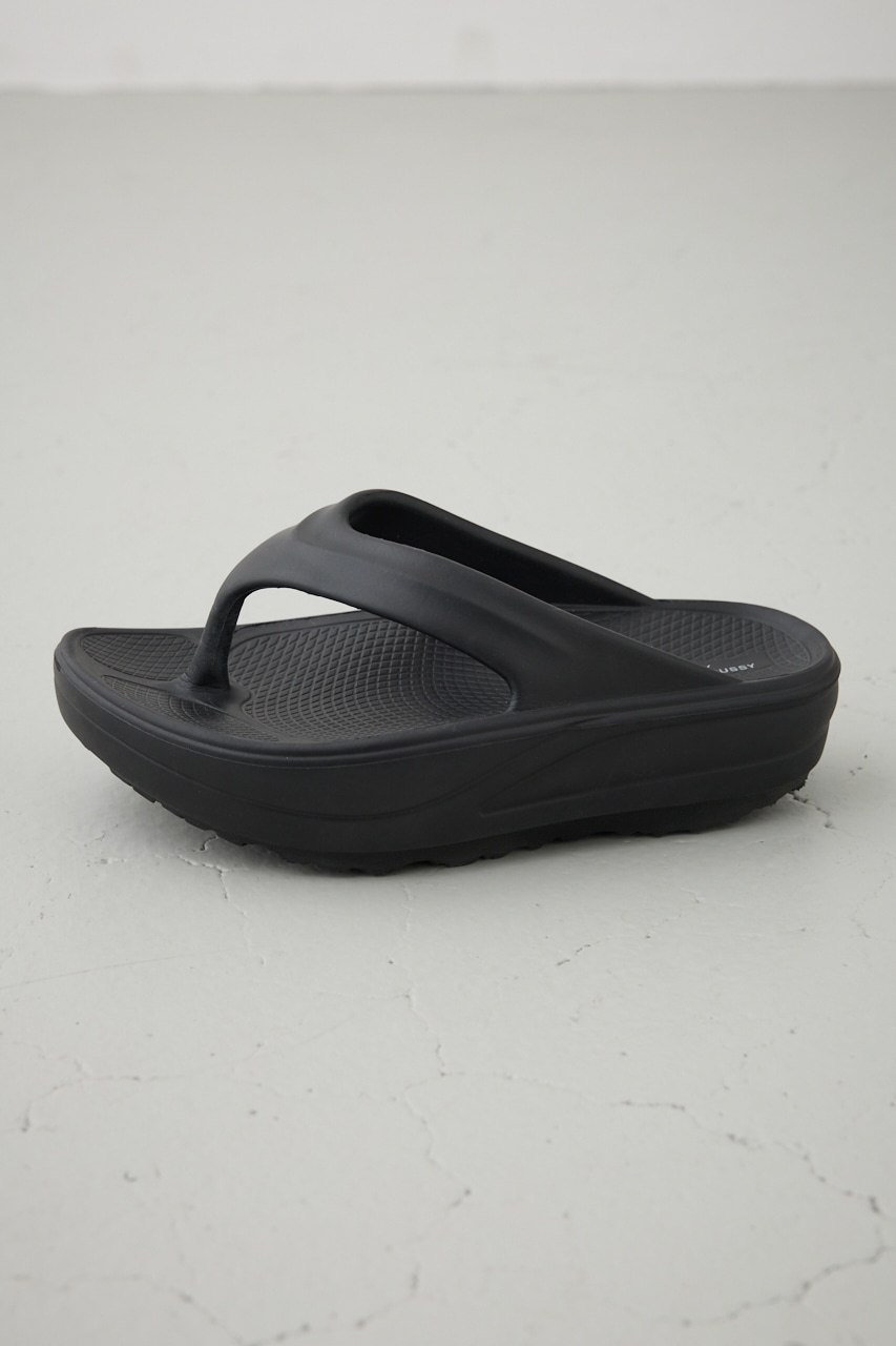 ラクフィールプラットフォームトングサンダル BLK S
