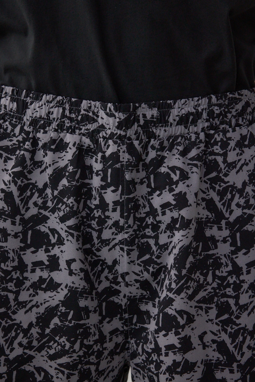 アブストラクトパターンショーツ 柄BLK M