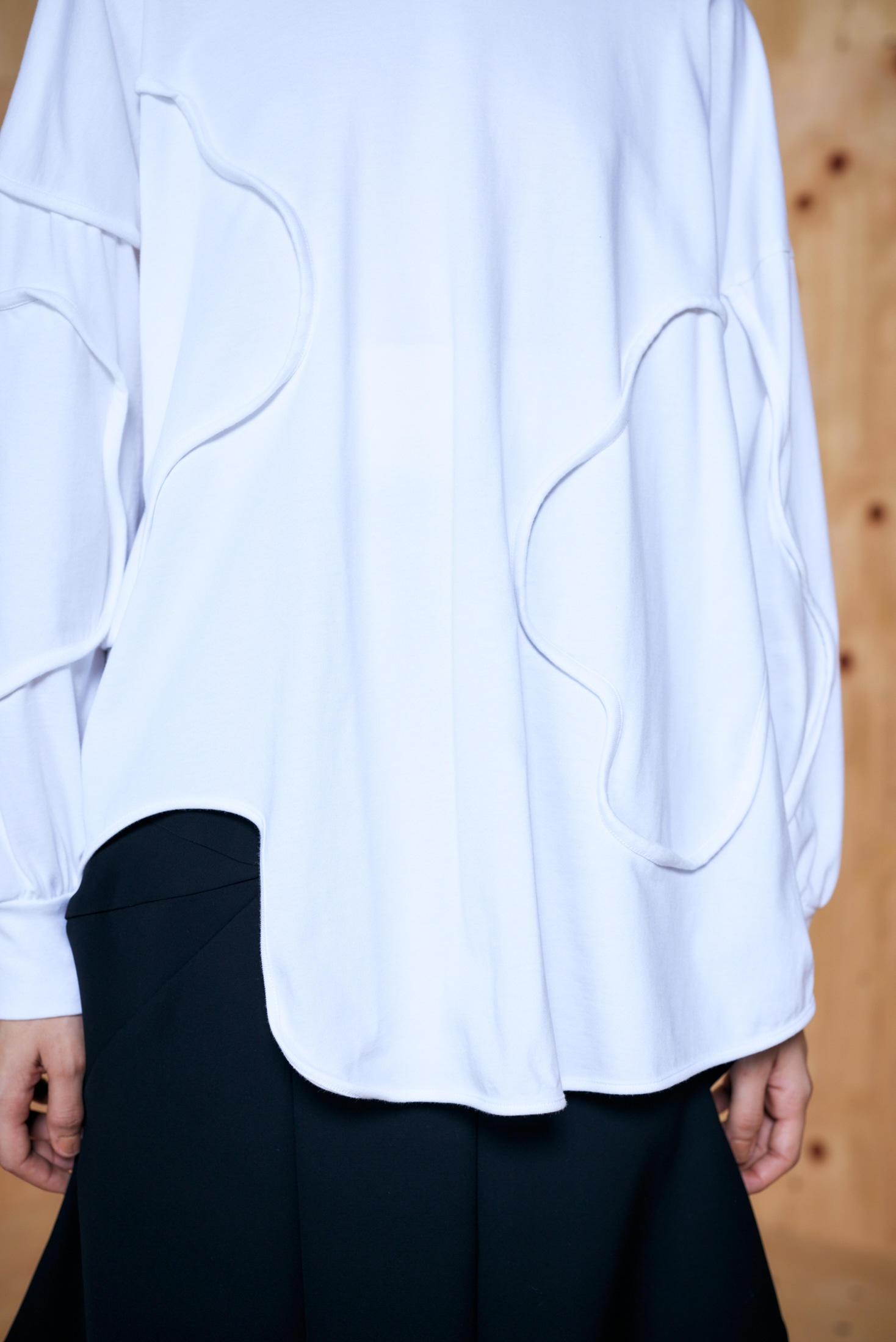 エンフォルド2024SS PIPING-FLOWER PULLOVER
