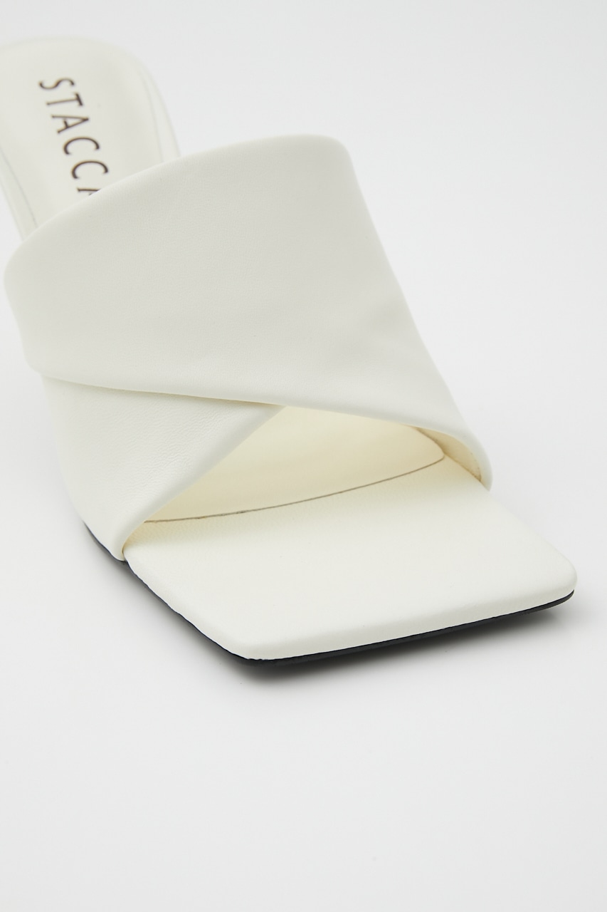 ノーヴァスクエアヒールサンダル WHT 22.5cm