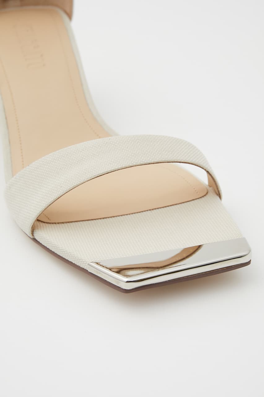 キャンバスクエアンクルストラップサンダル ECRU 24.0cm